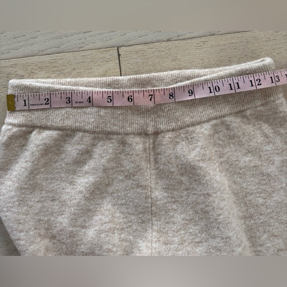 Jenni Kayne Marina Cashmere Blend Culotte Wide Leg Pants in Oatmeal Tan XS - Picture 9 of 11